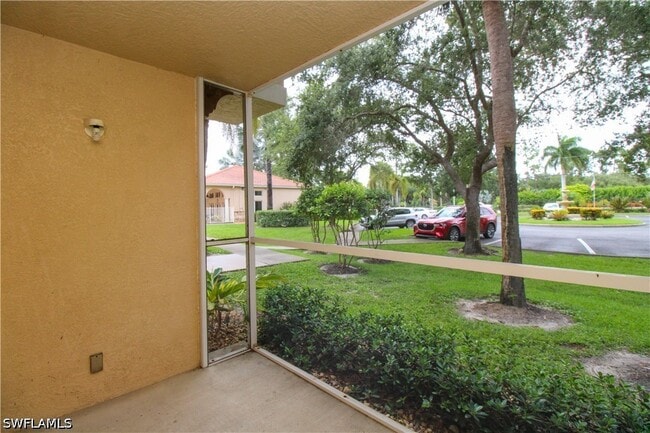 Building Photo - 8215 Ibis Club Dr
