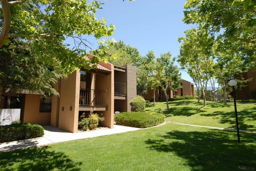 Acacia Gardens 8401 Spain Rd NE Albuquerque NM 87111 Apartment Finder