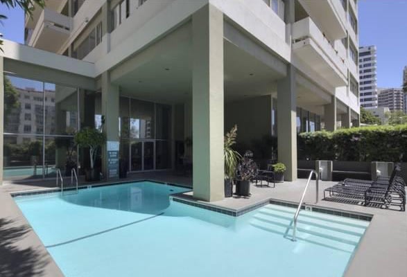 Pool - 10701 Wilshire Blvd