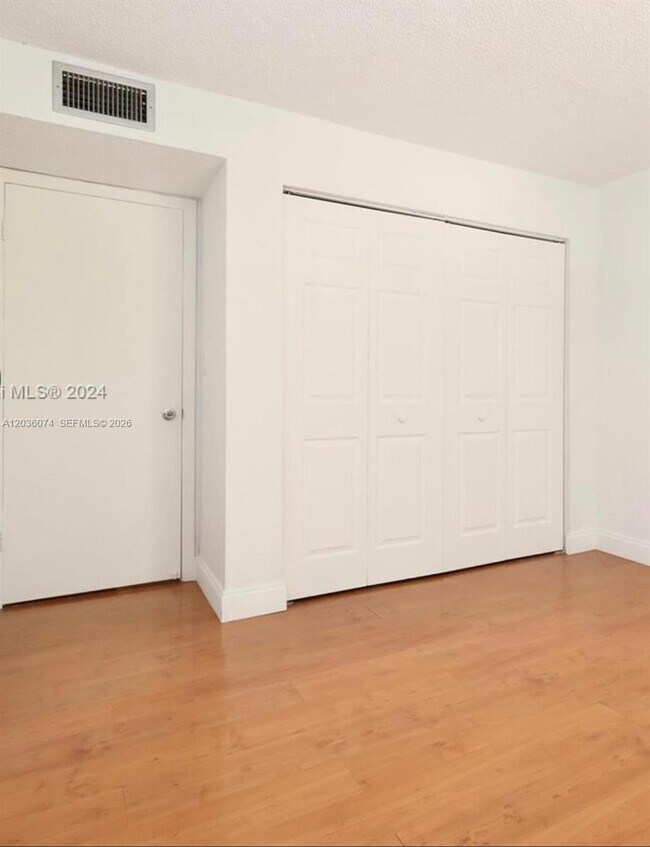 Building Photo - 14250 SW 62nd St