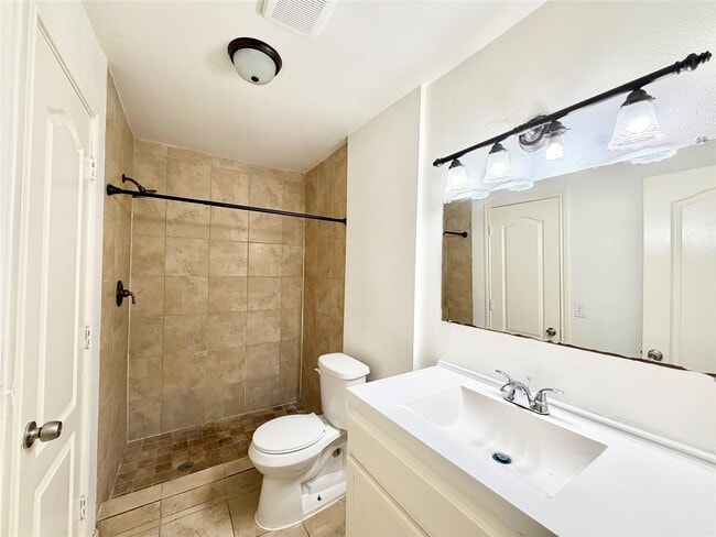 Building Photo - 10410 Sagetrail Dr