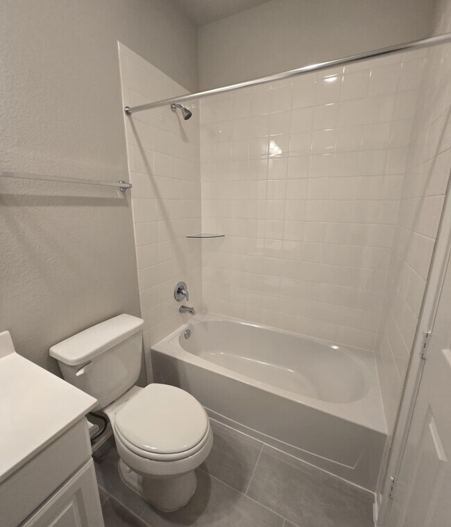 Building Photo - 27502 Clear Breeze Dr