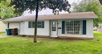Building Photo - Check Out This 4-Bed/1-Bath House in Bluff...