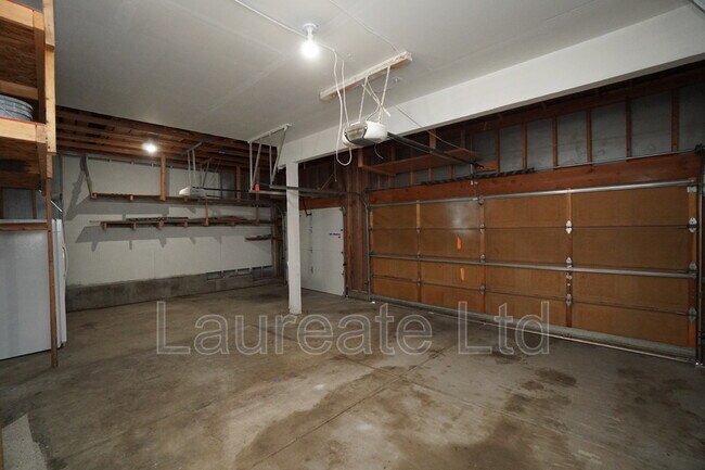 Building Photo - 10182 Woodrose Ct