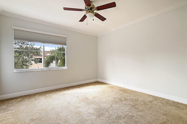 Building Photo - 2062 Foxtail View Ct