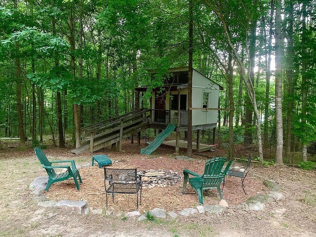 Building Photo - 510 Tribble Creek Dr