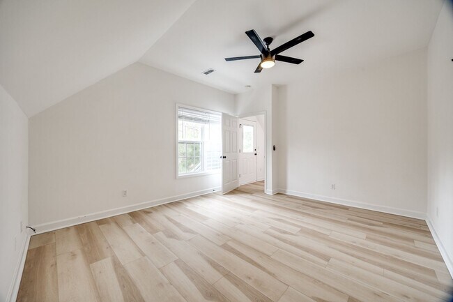 Building Photo - 5988 Quarter Mile Rd