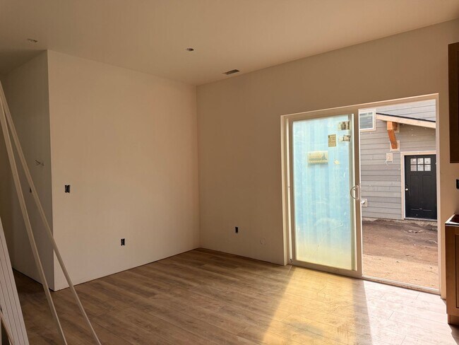 Building Photo - New Construction!