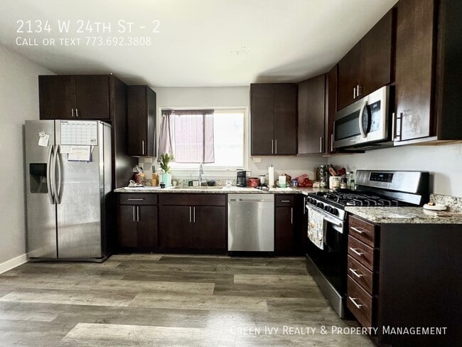 Building Photo - 2134 W 24th St