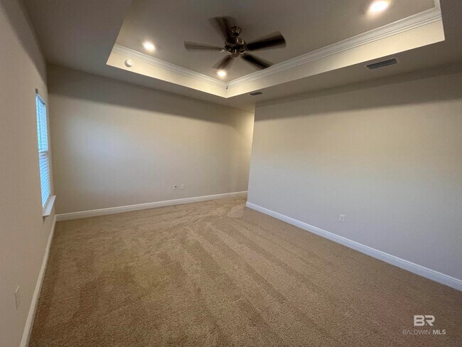 Building Photo - 10762 Winning Colors Trl