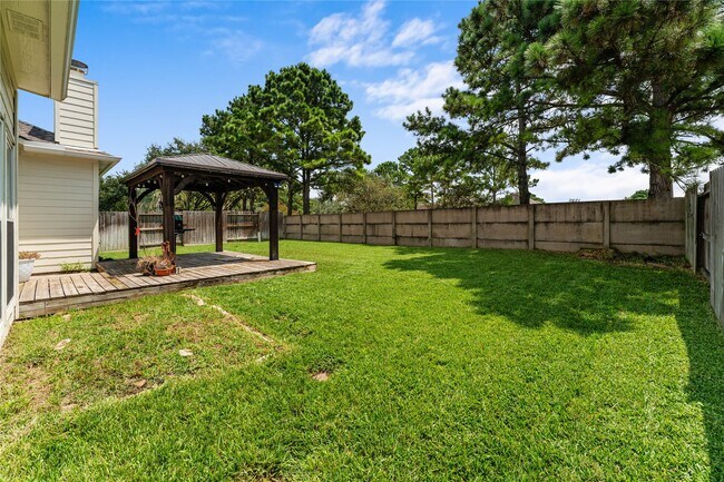 Building Photo - 5935 Sawyer Bend Ln