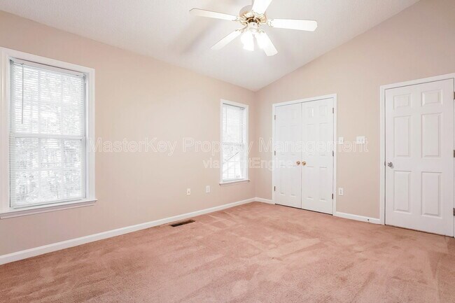 Building Photo - 317 Cross Hill Ln