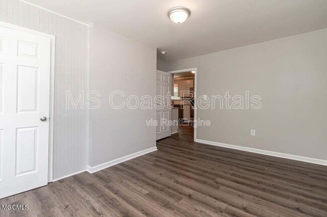 Building Photo - 6823 Mescalero St
