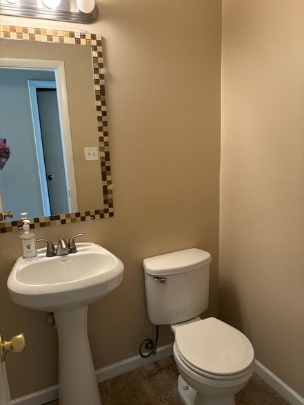 Building Photo - 7268 Wood Hollow Ter