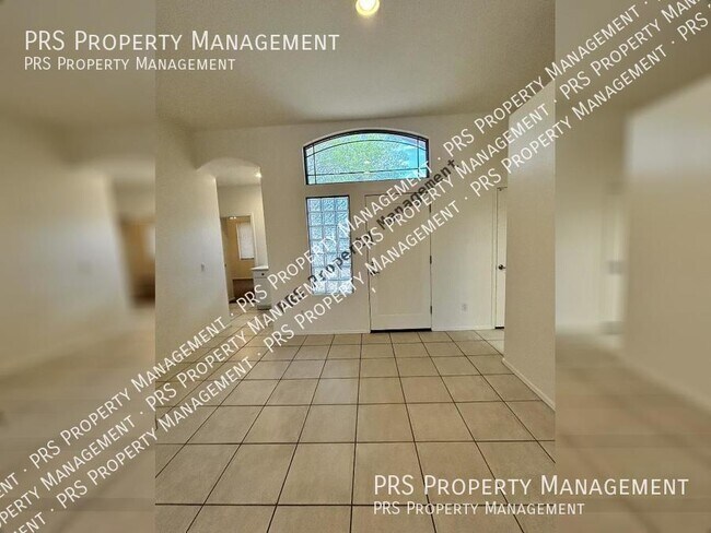 Building Photo - 8003 W Clara Ln