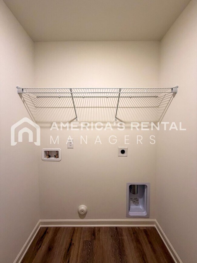 Building Photo - ONE MONTH FREE MOVE-IN SPECIAL! New Construction Home for Rent! Sign a 13-month lease by 4/15/202...