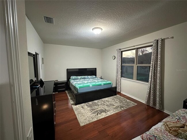 Building Photo - 5007 Wabash Pl