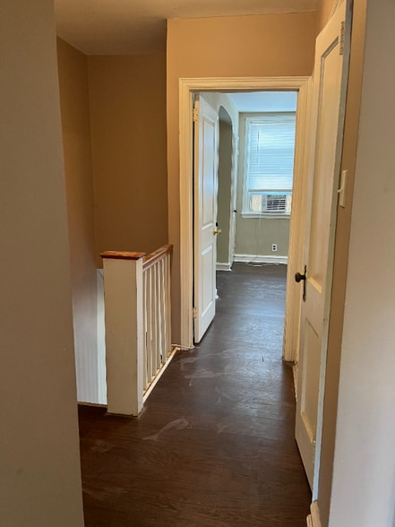 Building Photo - 6332 Tabor Ave