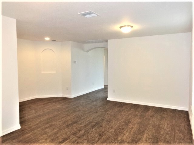 Building Photo - 627 Chatham Walk Dr