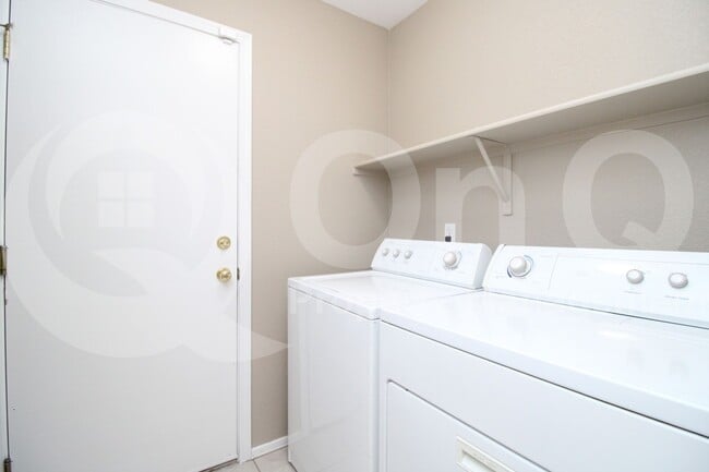 Building Photo - 3694 E Jasper Dr