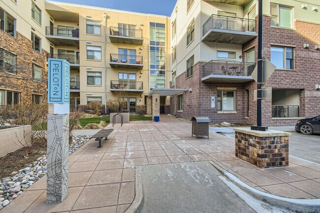 Building Photo - Modern 1 BDR in Peloton - Ground Floor - Full Accessible