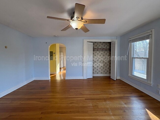 Building Photo - 10 High St