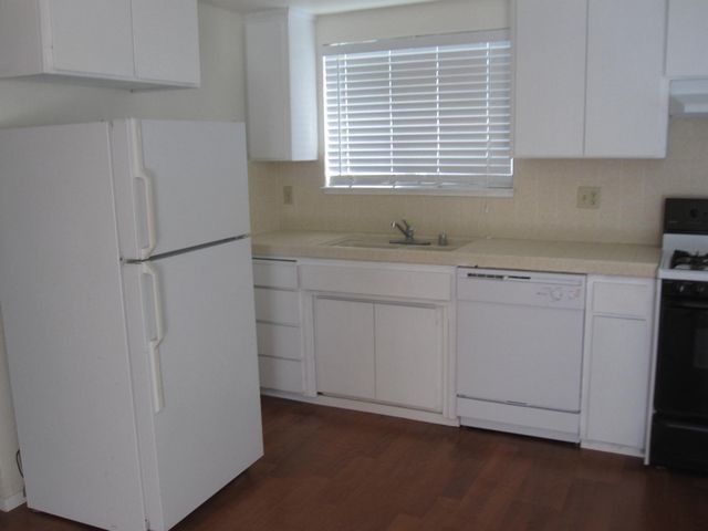 Building Photo - Apartment For Rent in Merced