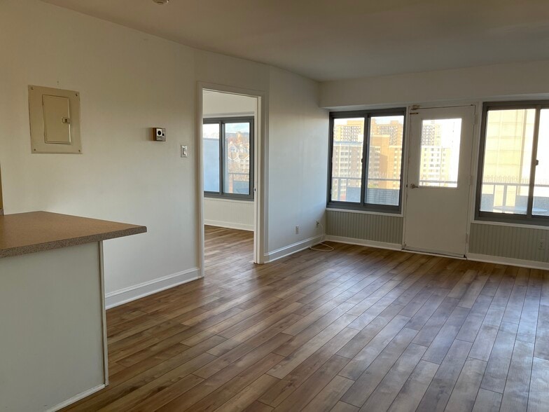 Building Photo - 5340 Holmes Run Pky