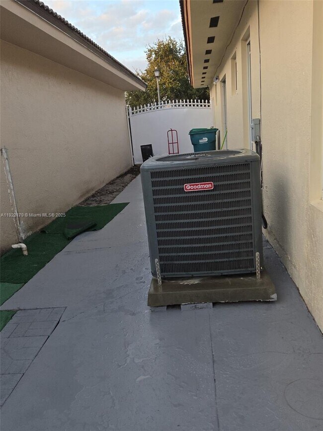 Building Photo - 8740 NW 142nd St