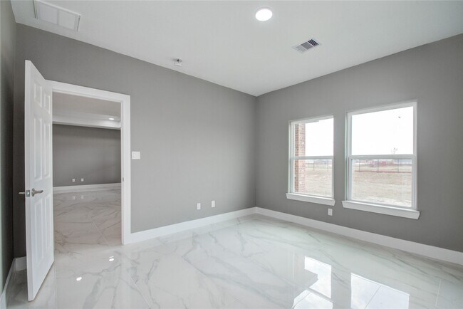 Building Photo - 1764 Rd 5722