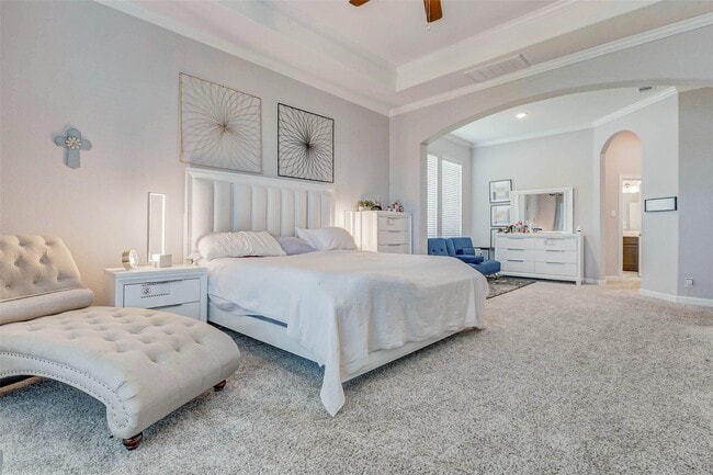 Building Photo - 24402 Kingelm Lk Dr