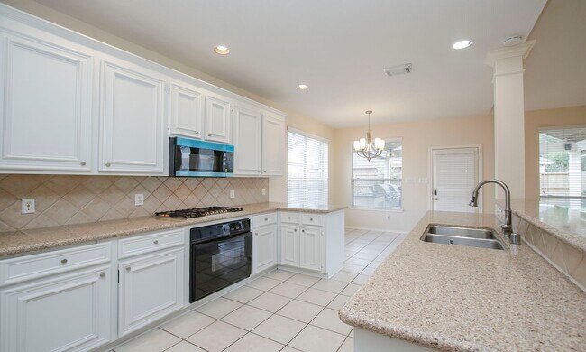 Building Photo - 16207 Waiting Spring Cir