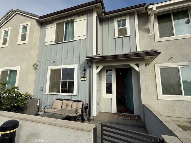 Building Photo - 4096 E Peony Paseo