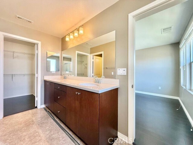 Building Photo - 11821 E Solana Pl