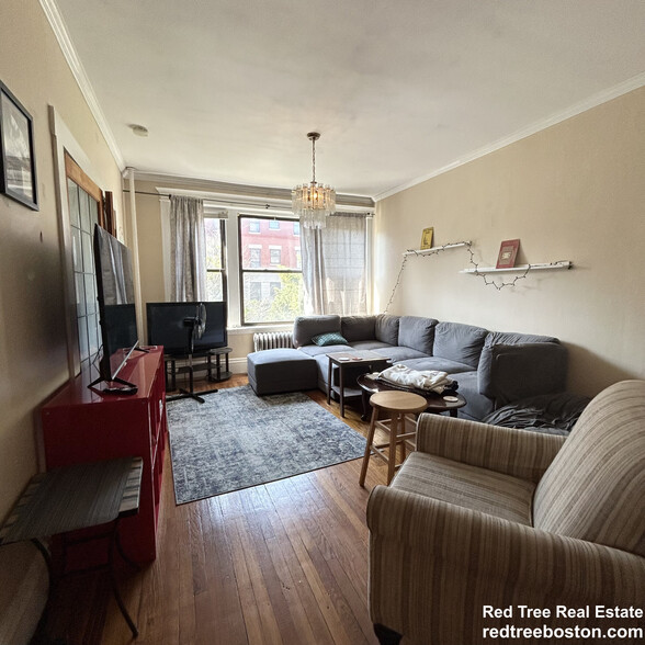 Apt #1 , 3bed - 175 Harvard St