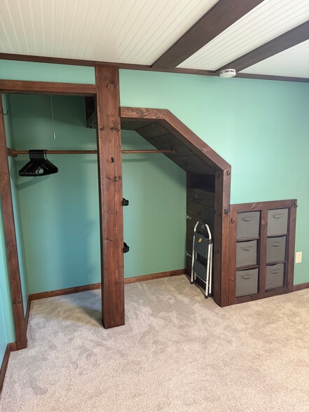 Building Photo - 15 Emeritus St