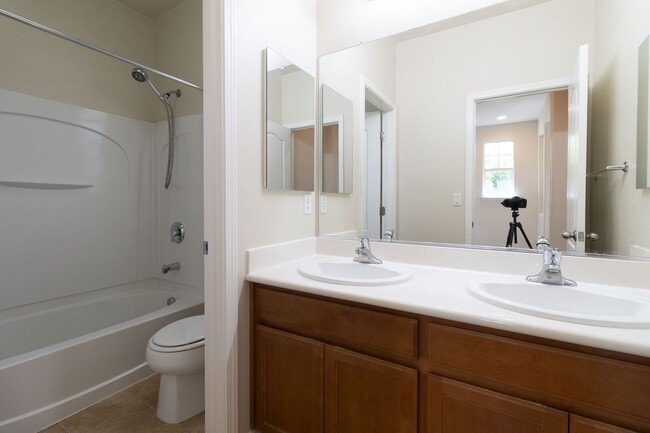Building Photo - GREAT PRICE!!!- Mountain House-A Commuter'...