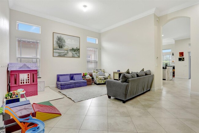 Building Photo - 8840 S Miralago Way