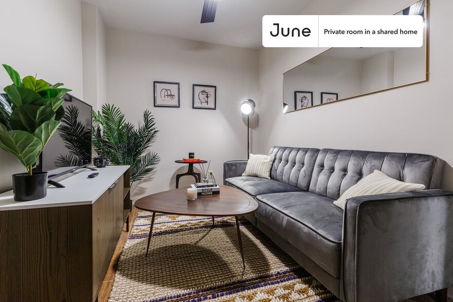 Building Photo - Room in Shared 3 bed/1 bath home in Chinatown