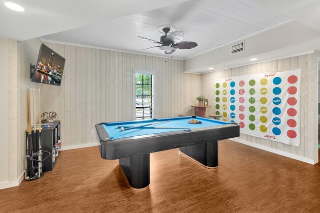 Building Photo - 1679 Tampa Rd