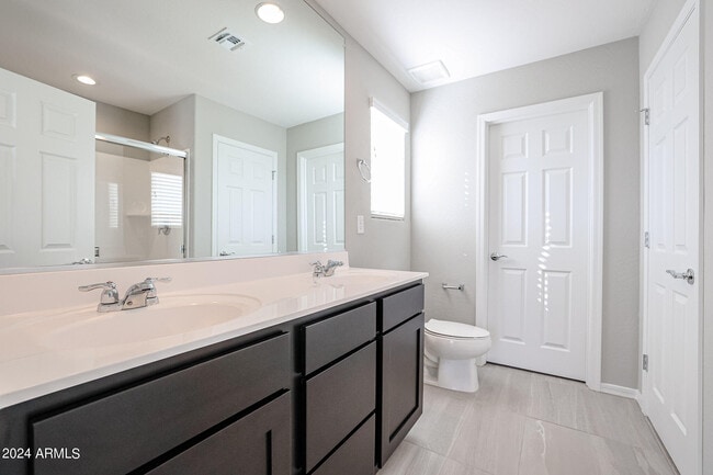 Building Photo - 8963 W Luke Ave