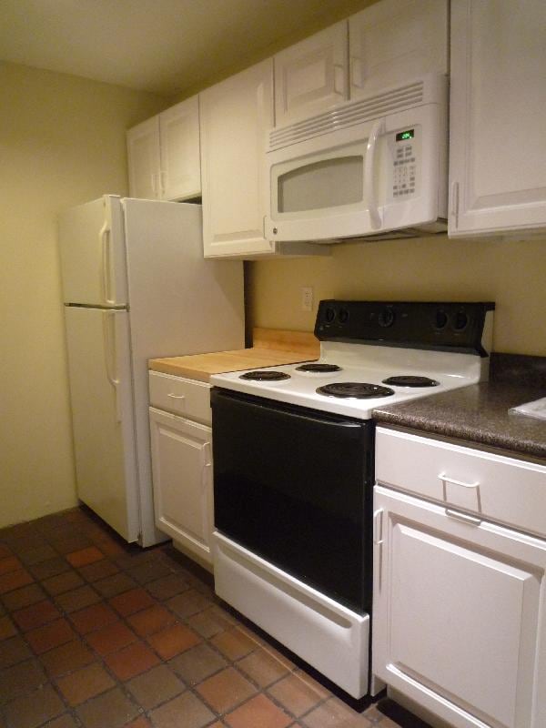 Building Photo - 60 Saint Germain St