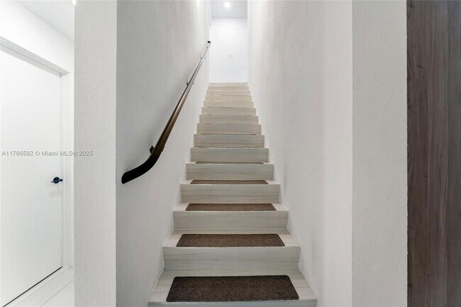 Building Photo - 14590 SW 260th St