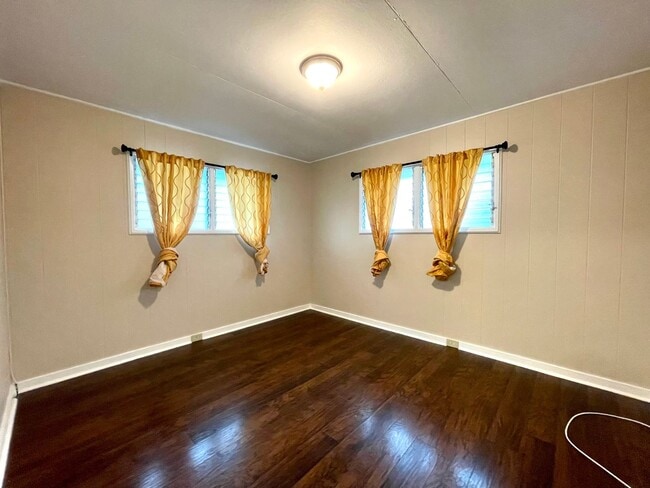 Building Photo - For Rent – Renovated 3-Bedroom Home with P...
