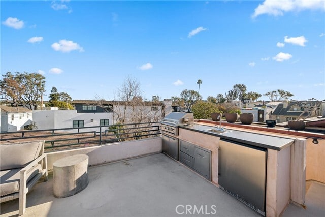 Building Photo - 417 Poinsettia Ave