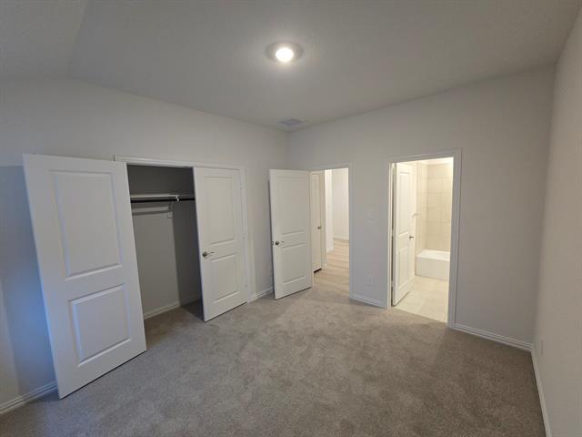 Building Photo - 5717 Rushing River Wy