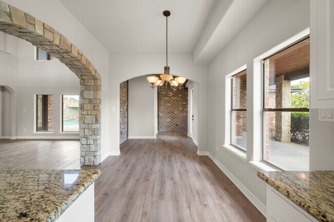 Building Photo - 2318 Avenue J