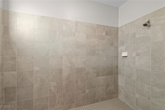 Building Photo - 10575 Timber Creek Dr