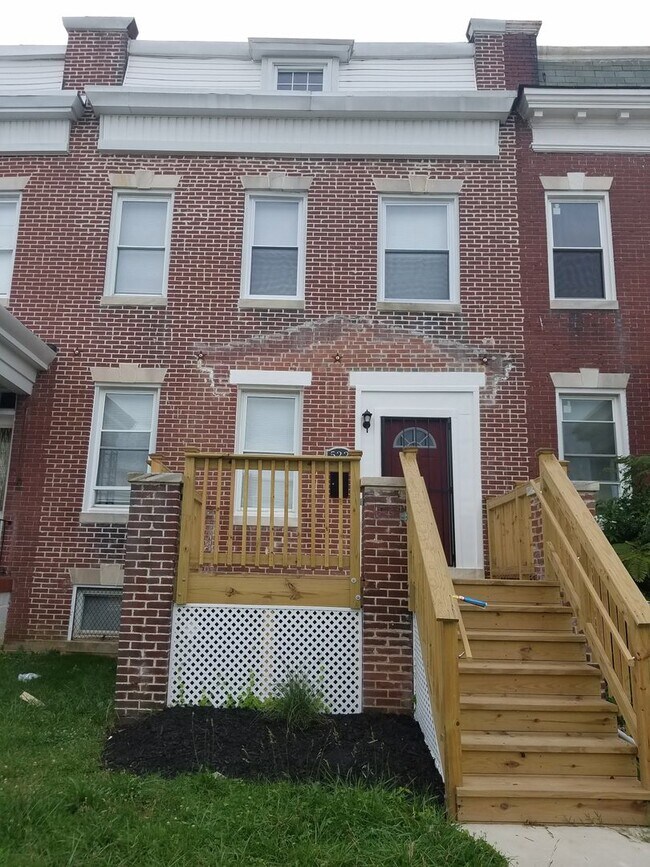 Building Photo - 522 Lyndhurst St
