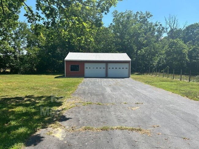 Building Photo - 781 Cold Springs Rd
